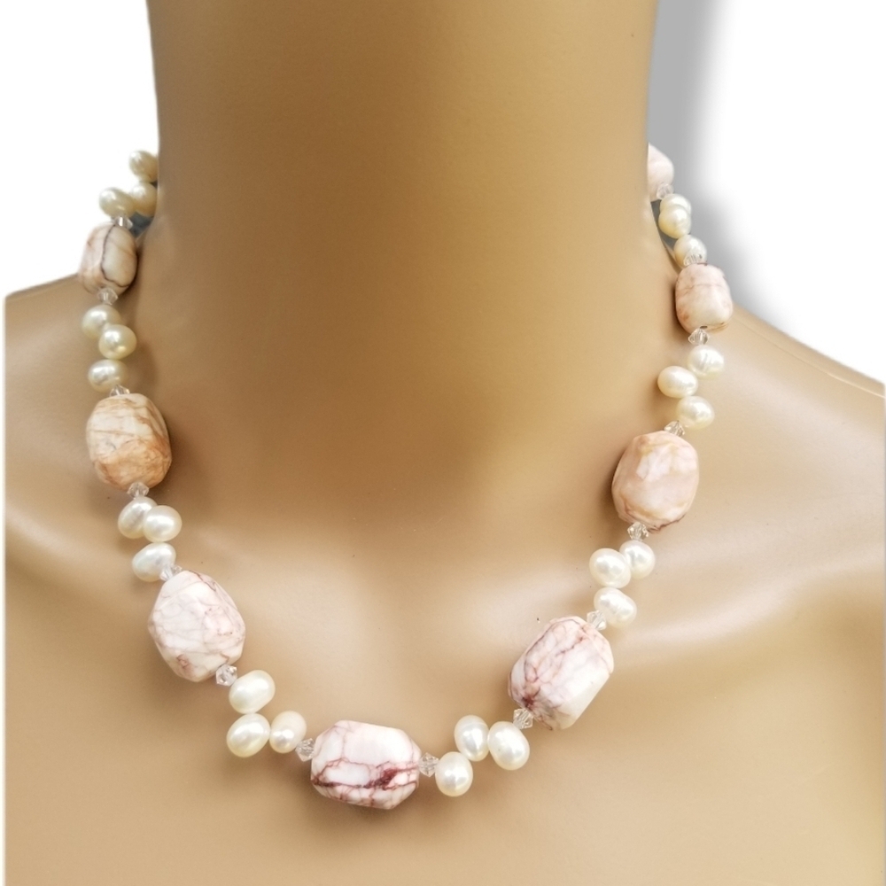 RED VEIN JASPER STONE & CULTURED PEARL STATEMENT NECKLACE